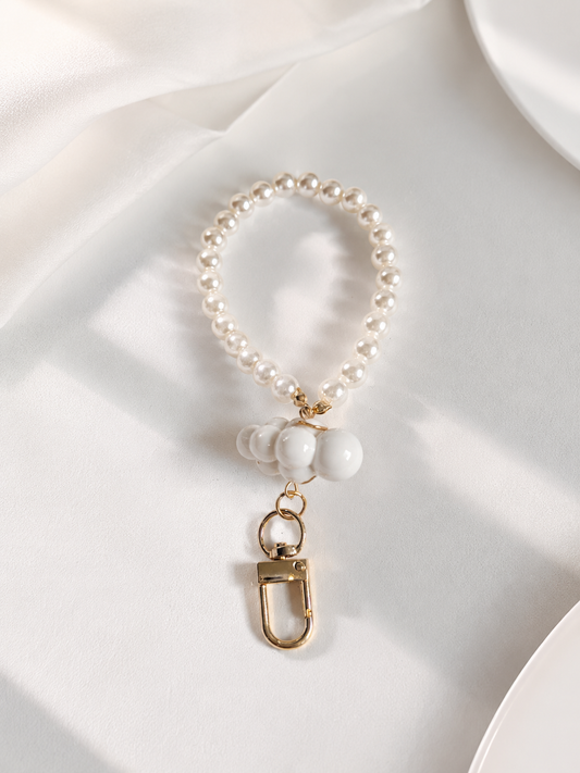 White Pearl Cloud Wristlet